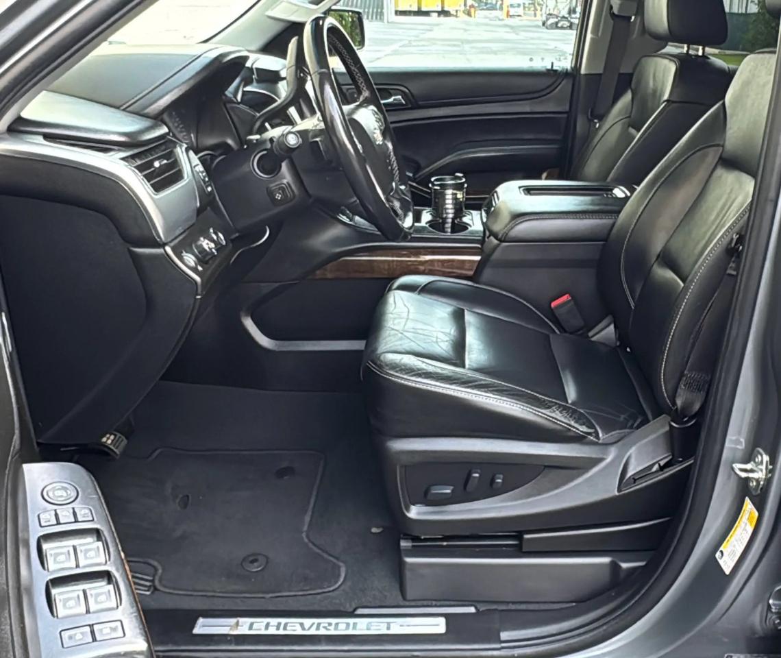 Chevrolet Suburban 4WD 4dr 1500 LT 2019