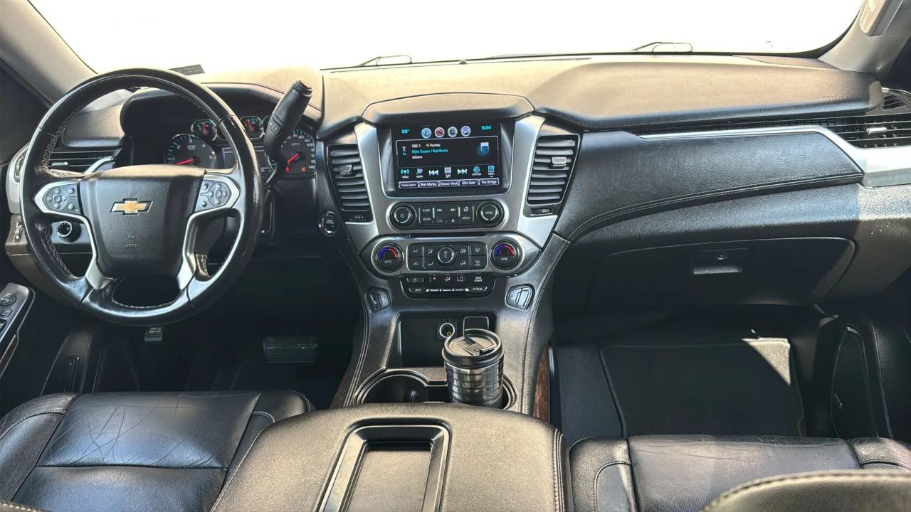 Chevrolet Suburban 4WD 4dr 1500 LT 2019