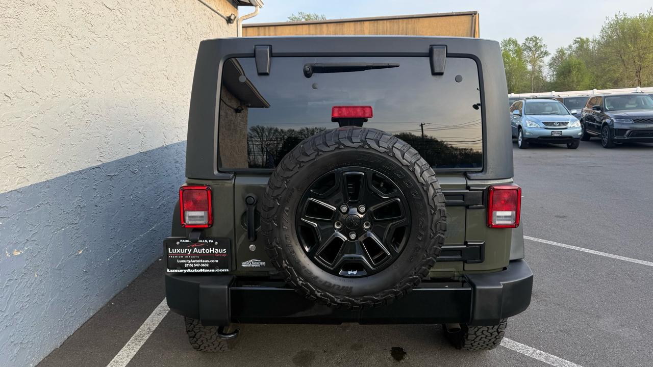 Jeep Wrangler Unlimited 4WD 4dr Willys Wheeler 2015