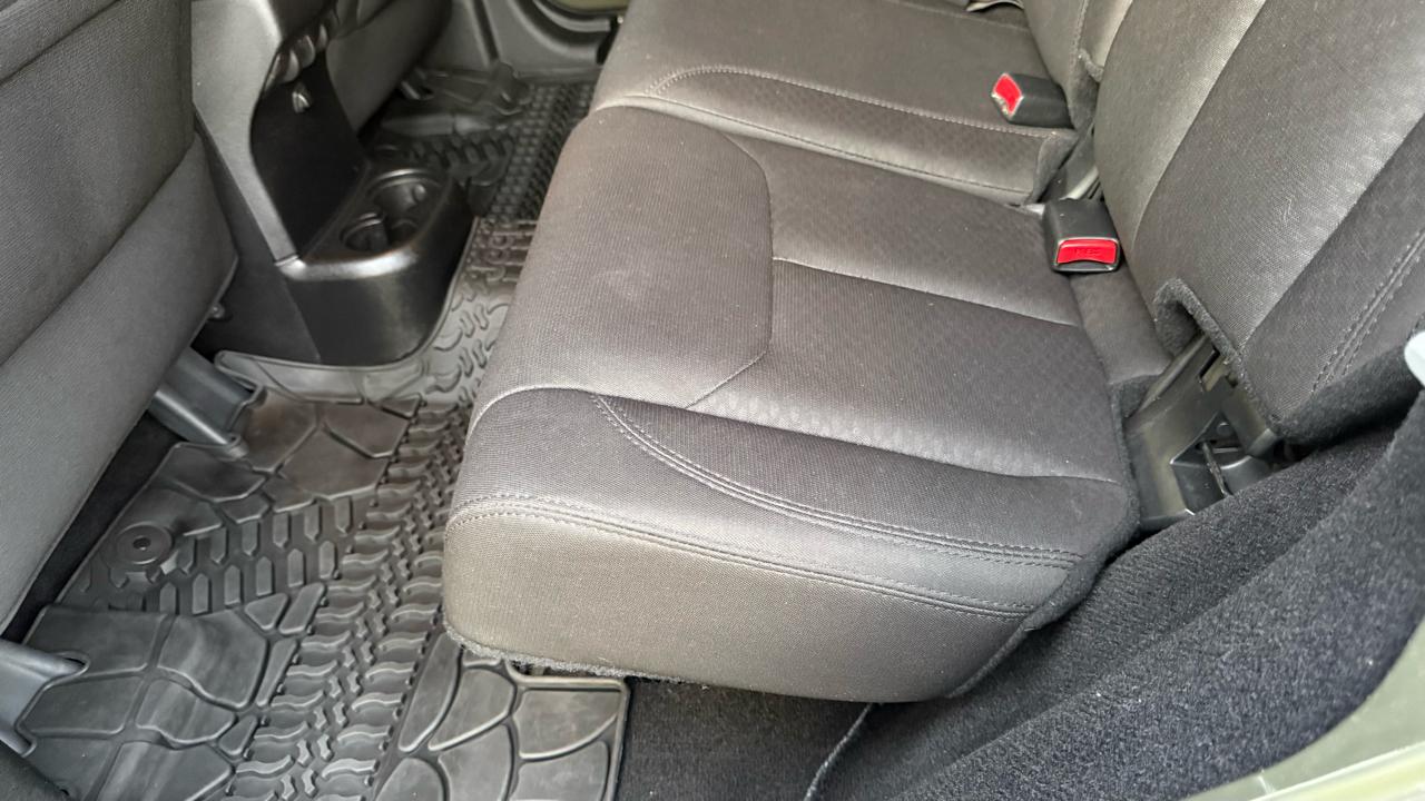 Jeep Wrangler Unlimited 4WD 4dr Willys Wheeler 2015