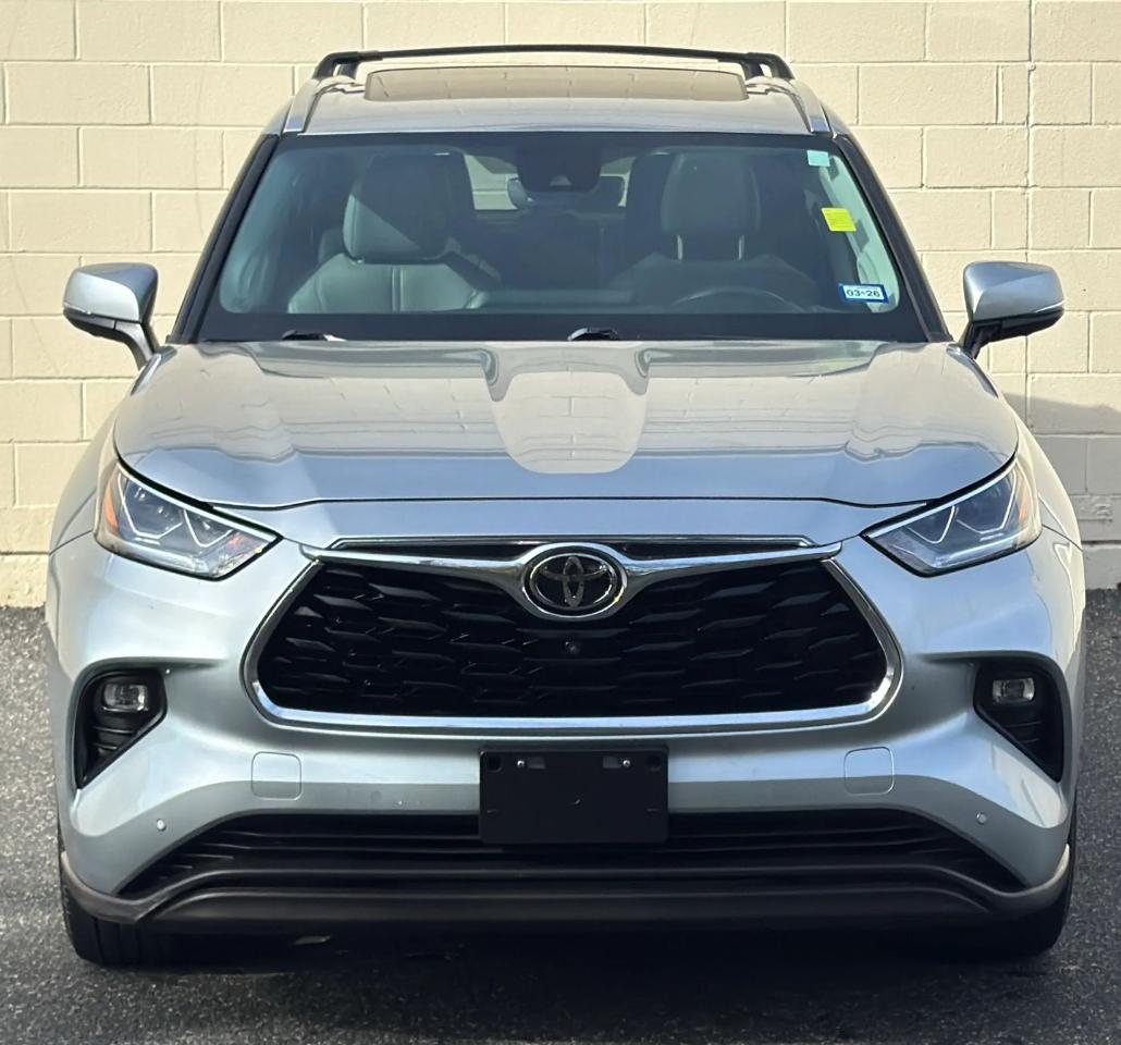 Toyota Highlander Limited FWD (Natl) 2021