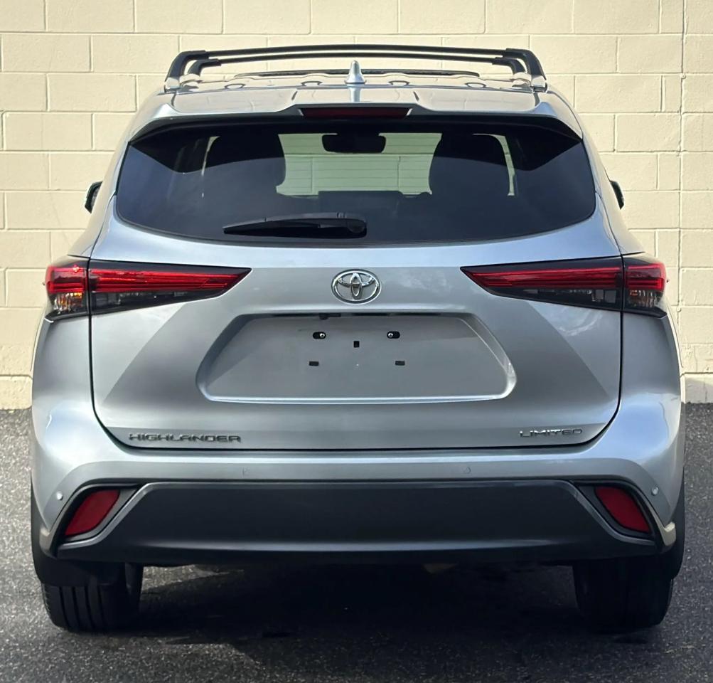 Toyota Highlander Limited FWD (Natl) 2021