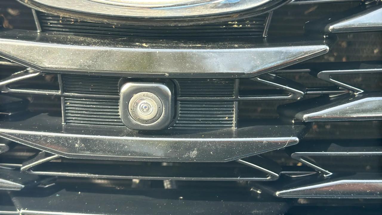 Toyota Highlander Limited FWD (Natl) 2021