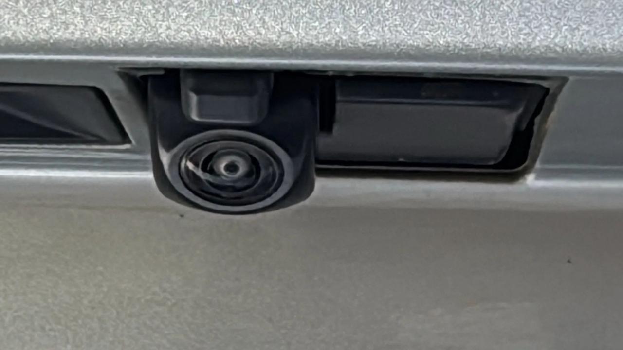 Toyota Highlander Limited FWD (Natl) 2021