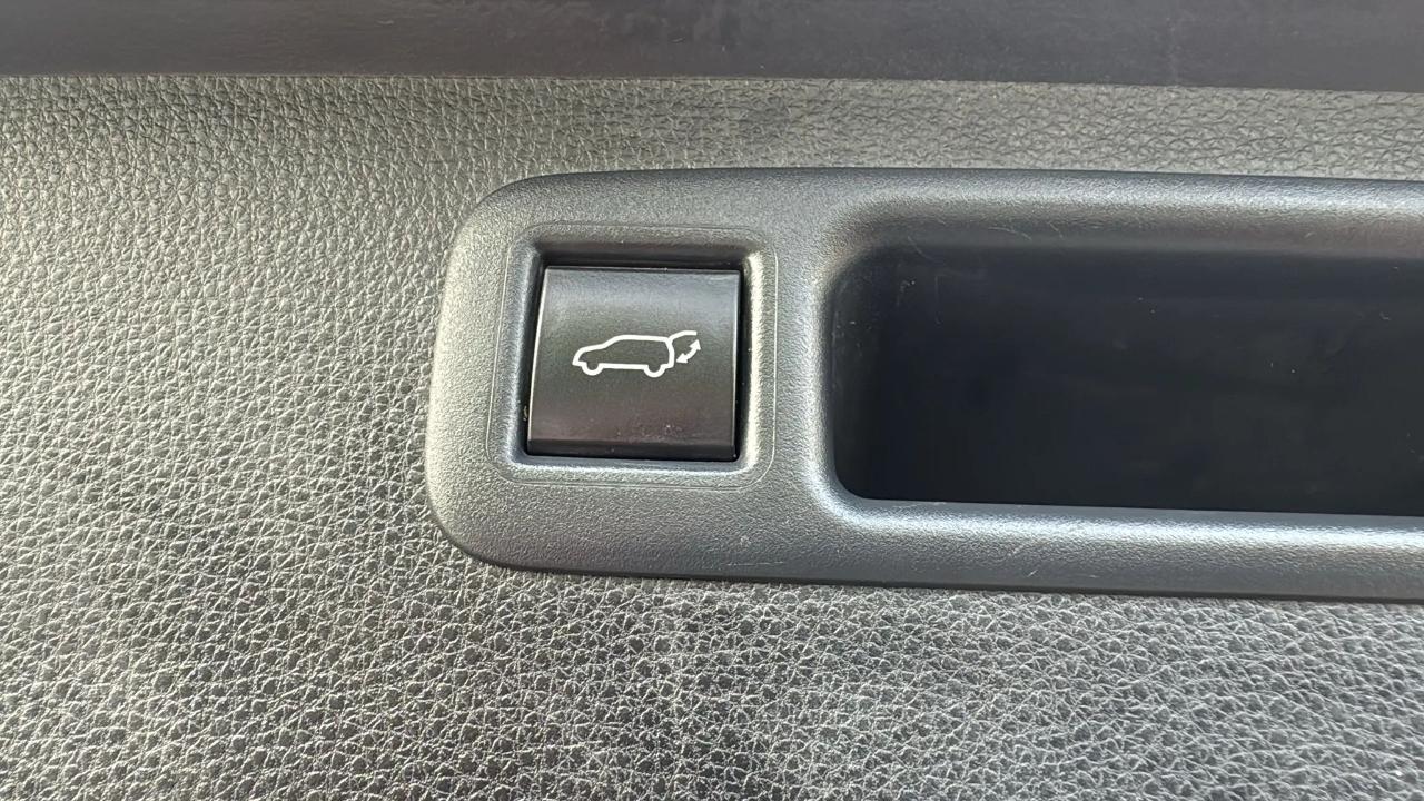 Toyota Highlander Limited FWD (Natl) 2021