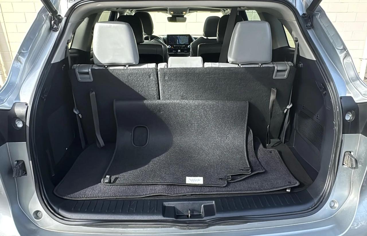 Toyota Highlander Limited FWD (Natl) 2021