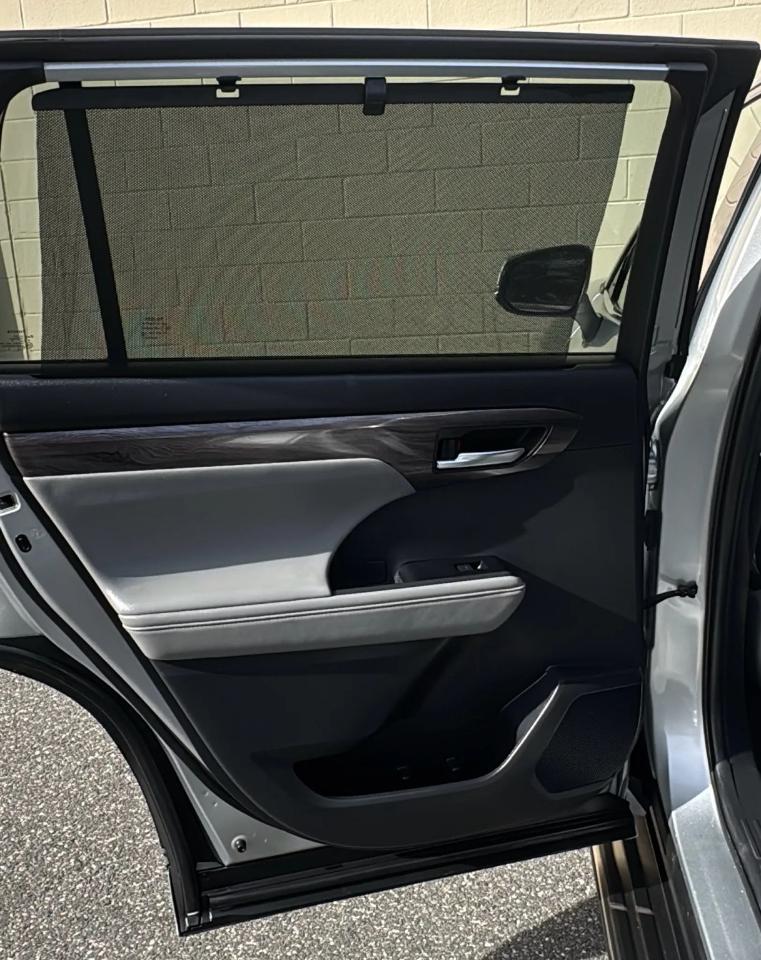 Toyota Highlander Limited FWD (Natl) 2021