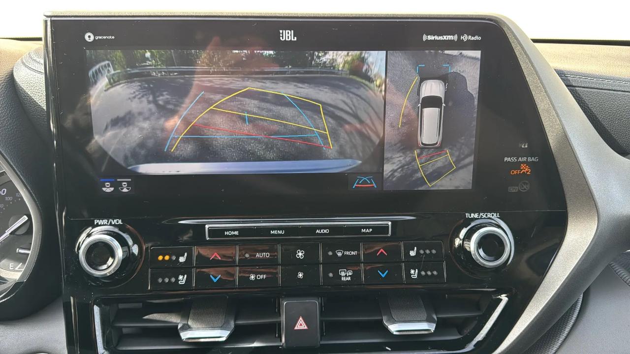 Toyota Highlander Limited FWD (Natl) 2021