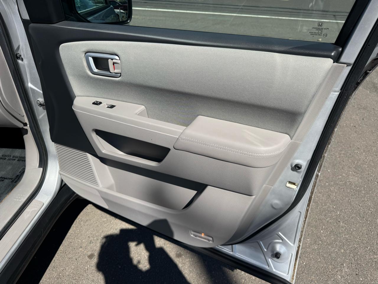 Honda Pilot 2WD 4dr LX 2013