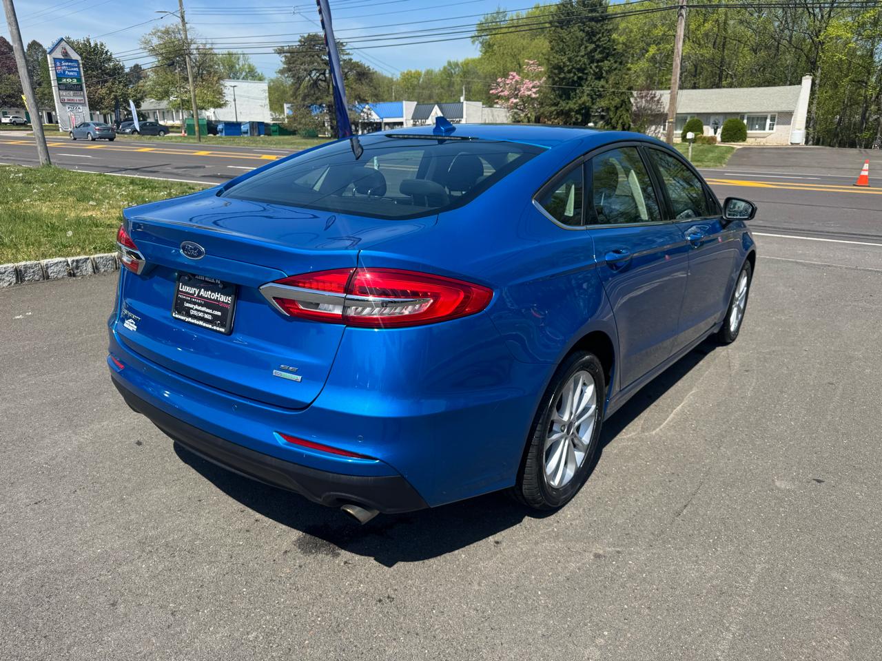 Ford Fusion SE FWD 2020