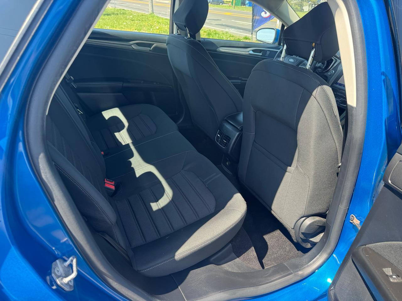 Ford Fusion SE FWD 2020