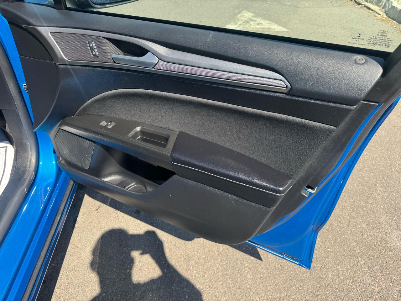 Ford Fusion SE FWD 2020