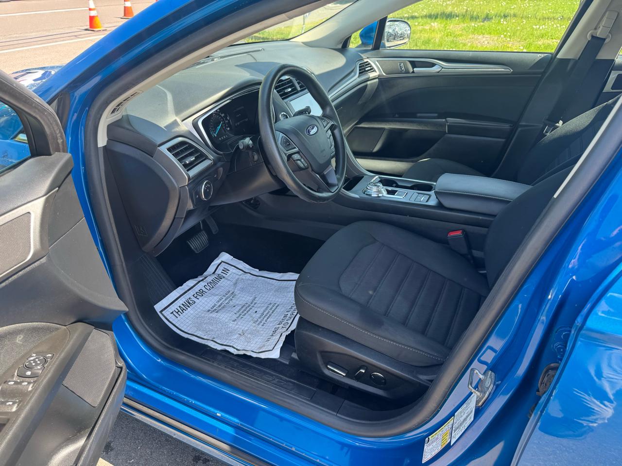 Ford Fusion SE FWD 2020