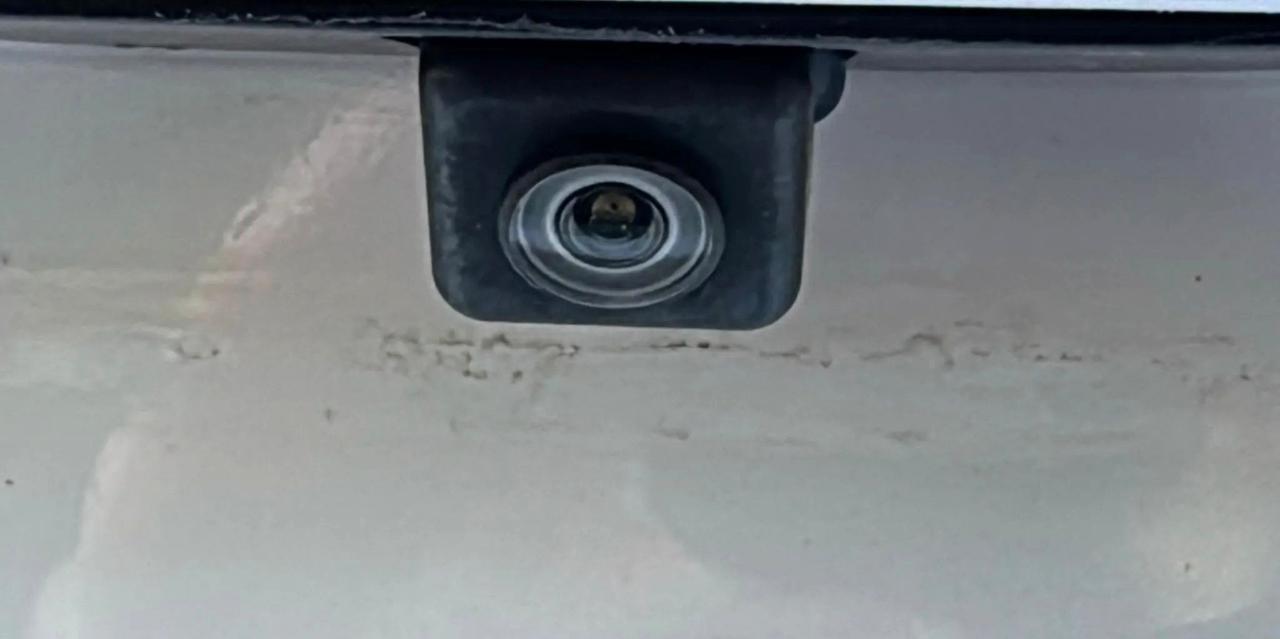 Chevrolet Suburban 4WD 4dr 1500 Premier 2018