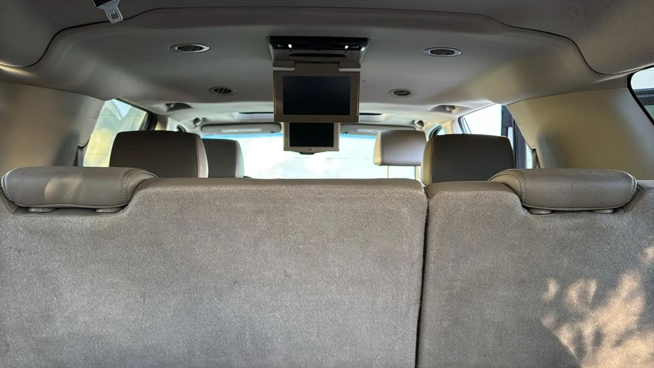 Chevrolet Suburban 4WD 4dr 1500 Premier 2018