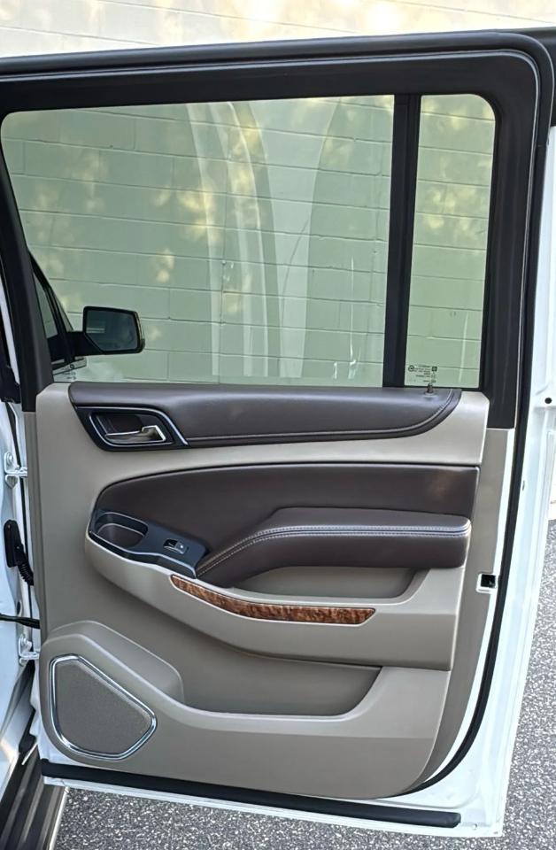 Chevrolet Suburban 4WD 4dr 1500 Premier 2018