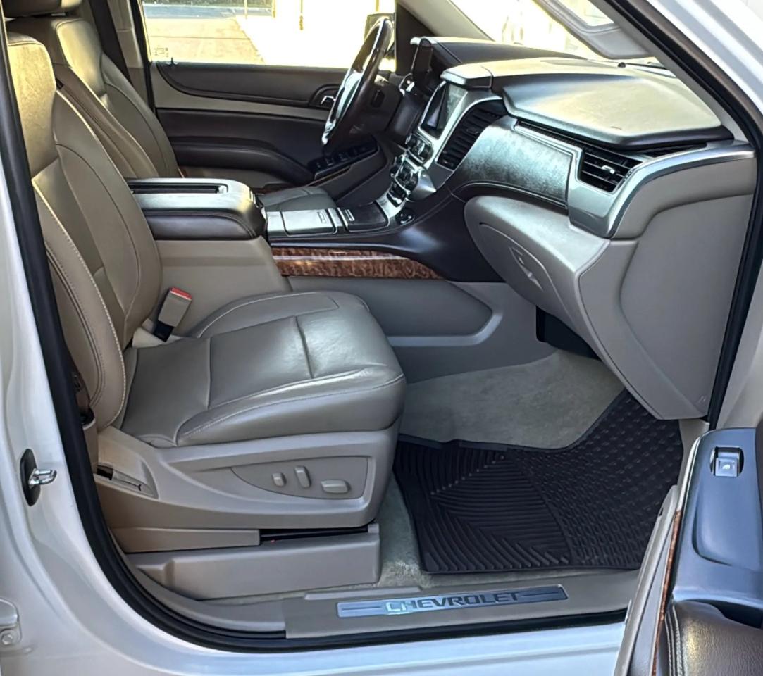 Chevrolet Suburban 4WD 4dr 1500 Premier 2018