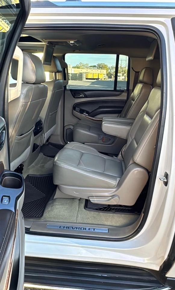 Chevrolet Suburban 4WD 4dr 1500 Premier 2018