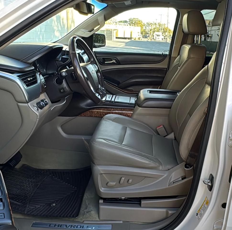 Chevrolet Suburban 4WD 4dr 1500 Premier 2018