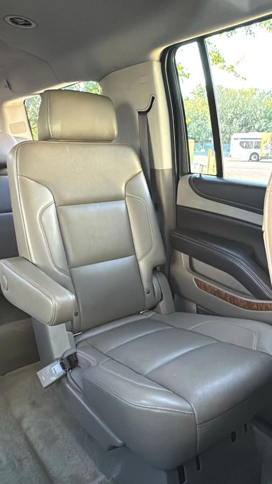 Chevrolet Suburban 4WD 4dr 1500 Premier 2018