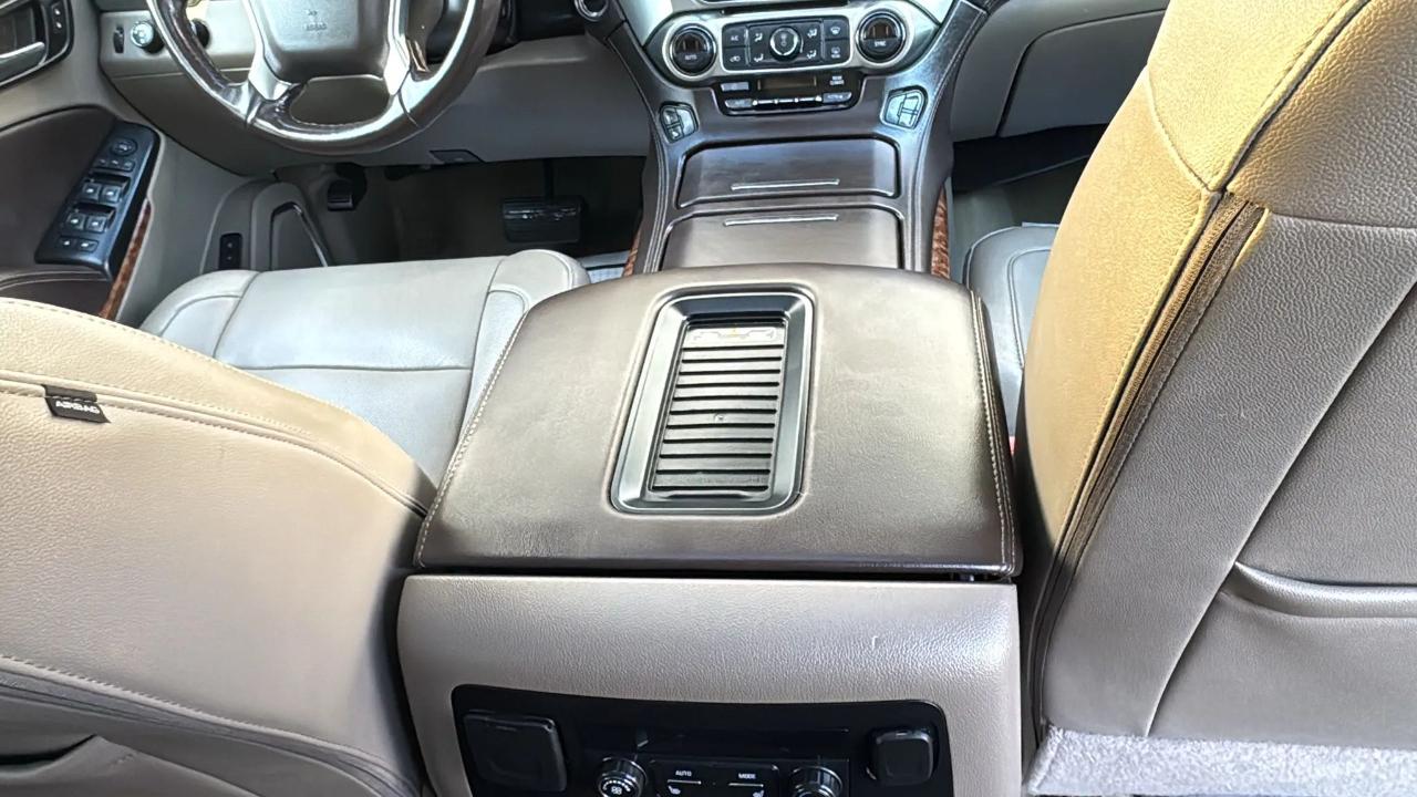 Chevrolet Suburban 4WD 4dr 1500 Premier 2018