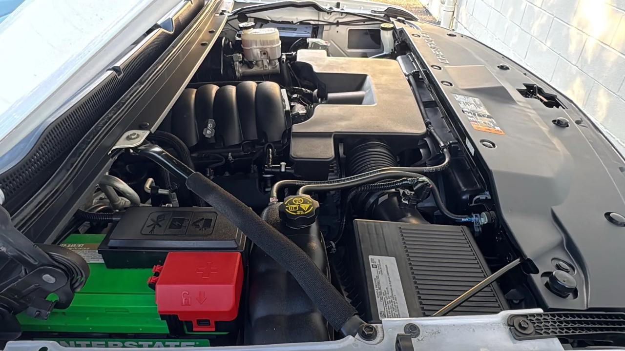 Chevrolet Suburban 4WD 4dr 1500 Premier 2018