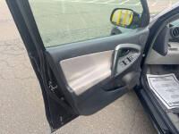 Toyota RAV4 4WD 4dr I4 (Natl) 2012