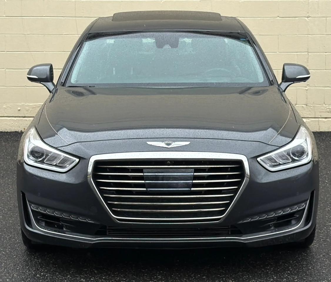 Genesis G90 3.3T Premium AWD 2017