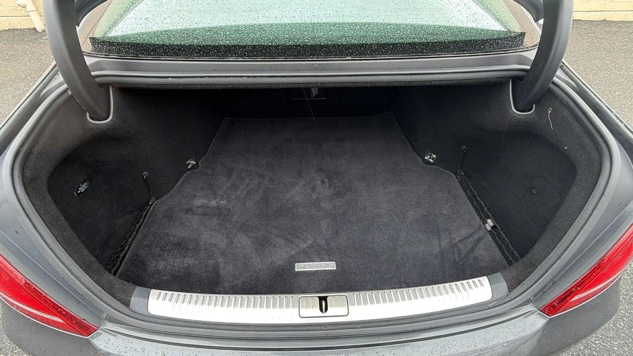 Genesis G90 3.3T Premium AWD 2017