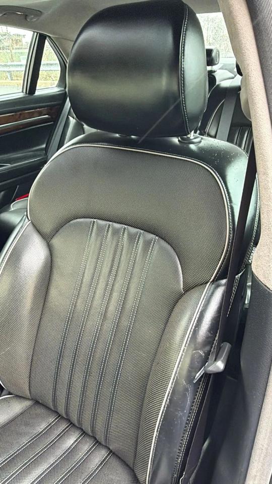 Genesis G90 3.3T Premium AWD 2017