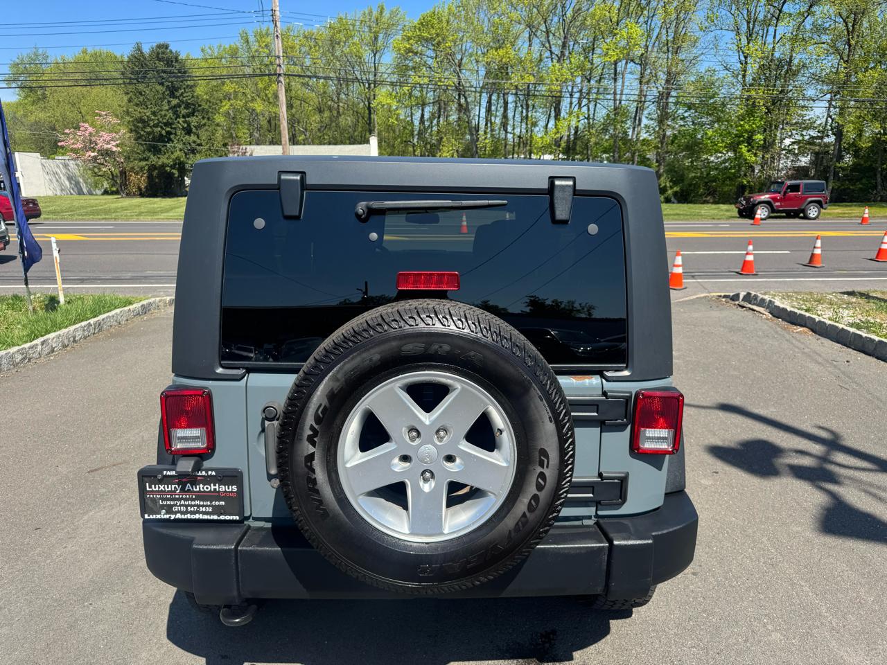 Jeep Wrangler Unlimited 4WD 4dr Sport 2014