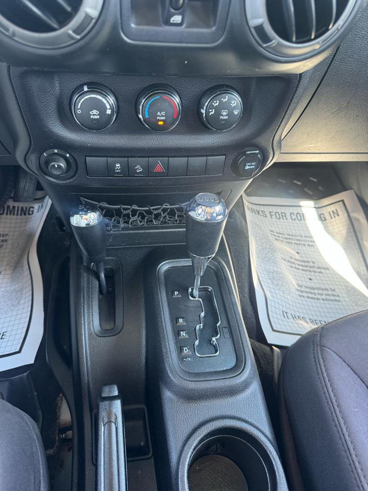 Jeep Wrangler Unlimited 4WD 4dr Sport 2014