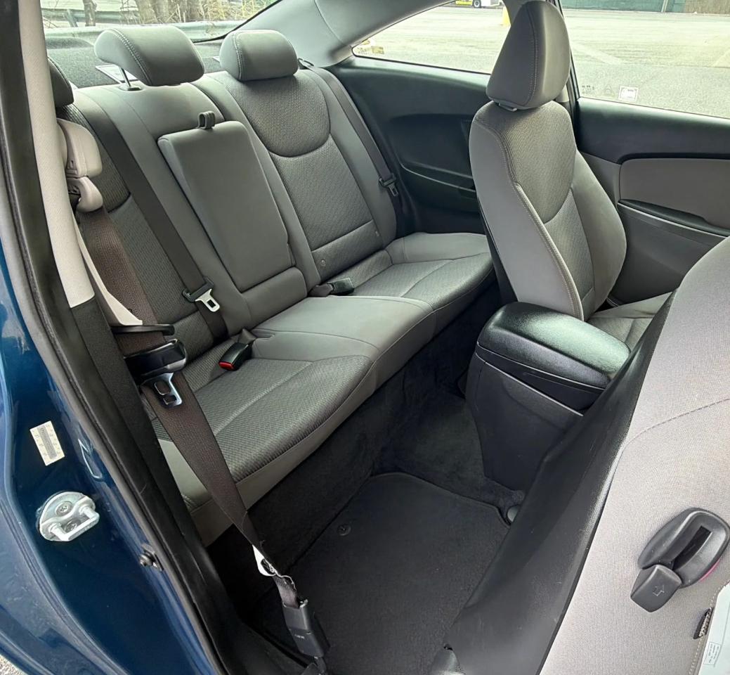 Hyundai Elantra Coupe 2dr PZEV 2014