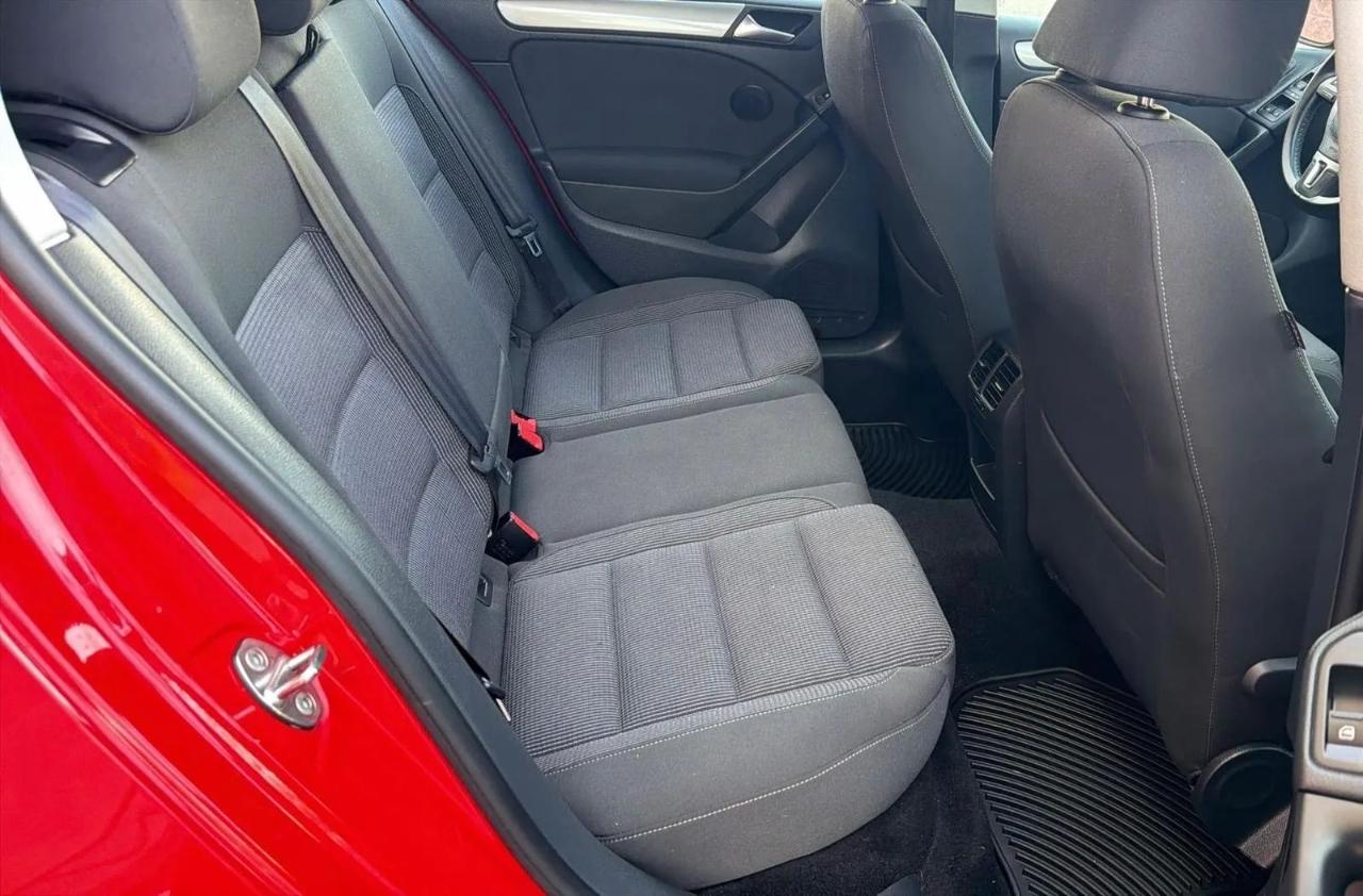 Volkswagen Golf 4dr HB Auto PZEV 2013