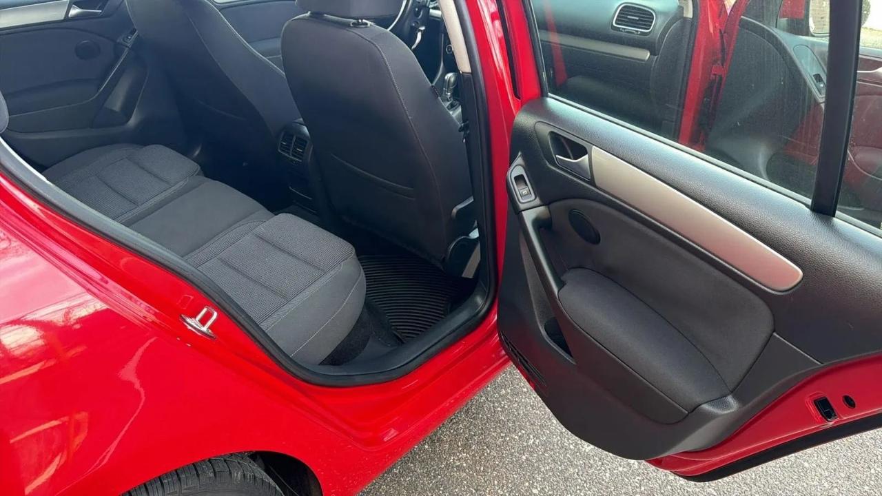 Volkswagen Golf 4dr HB Auto PZEV 2013