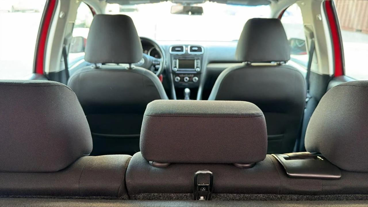 Volkswagen Golf 4dr HB Auto PZEV 2013