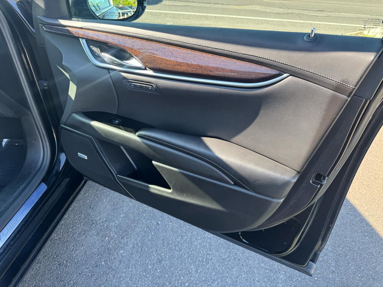 Cadillac XTS Luxury 4D Sedan AWD 2016