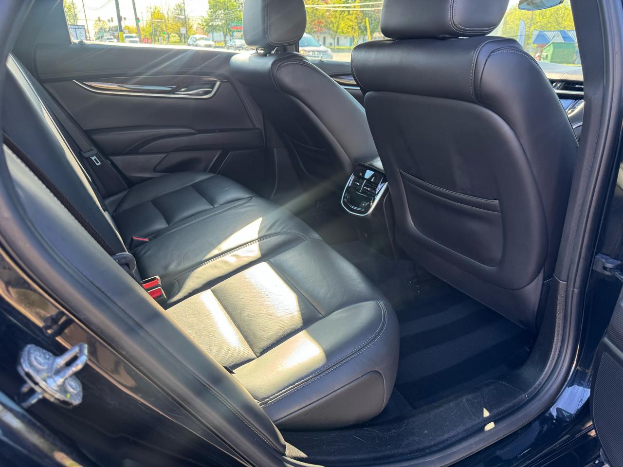 Cadillac XTS Luxury 4D Sedan AWD 2016