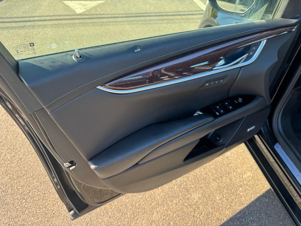 Cadillac XTS Luxury 4D Sedan AWD 2016