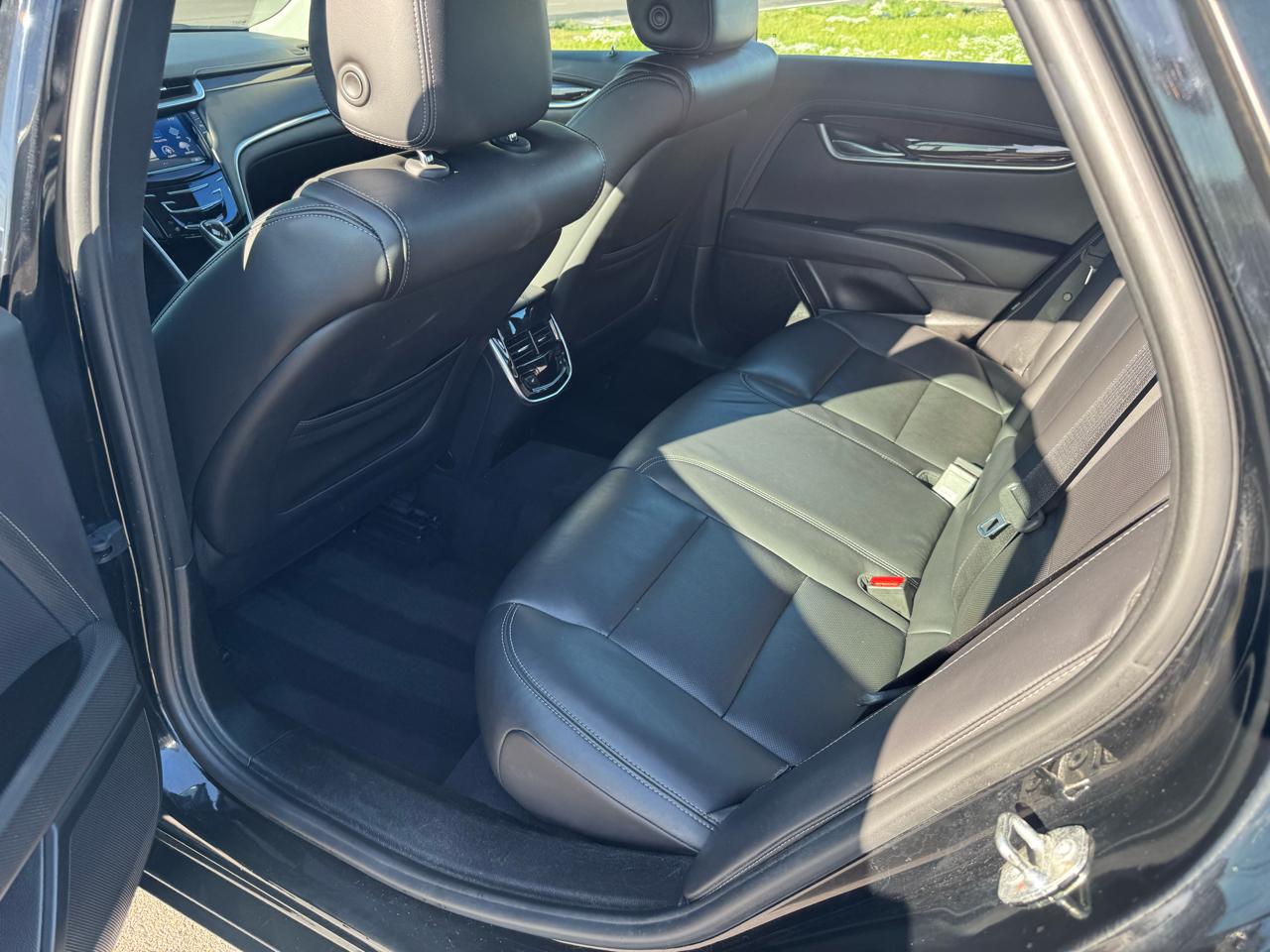 Cadillac XTS Luxury 4D Sedan AWD 2016