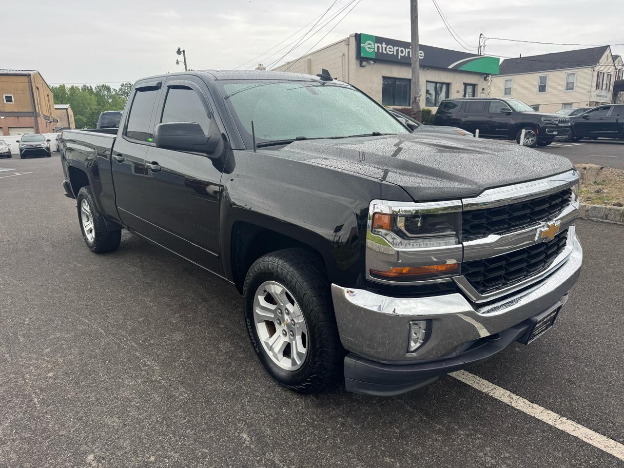 Chevrolet Silverado 1500 4WD Double Cab 143.5" LT w/1LT 2018