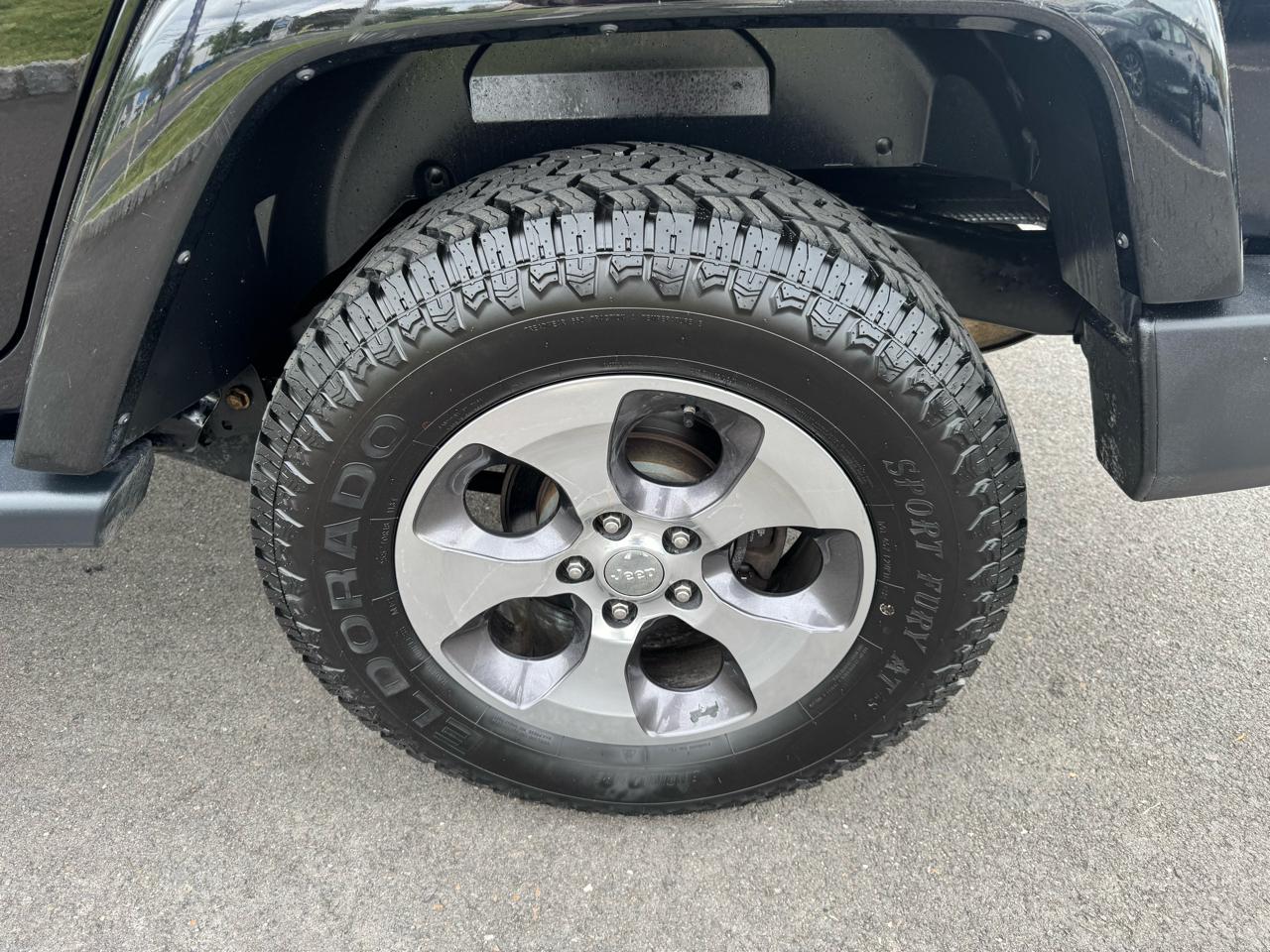 Jeep Wrangler Unlimited 4WD 4dr Sahara 2016
