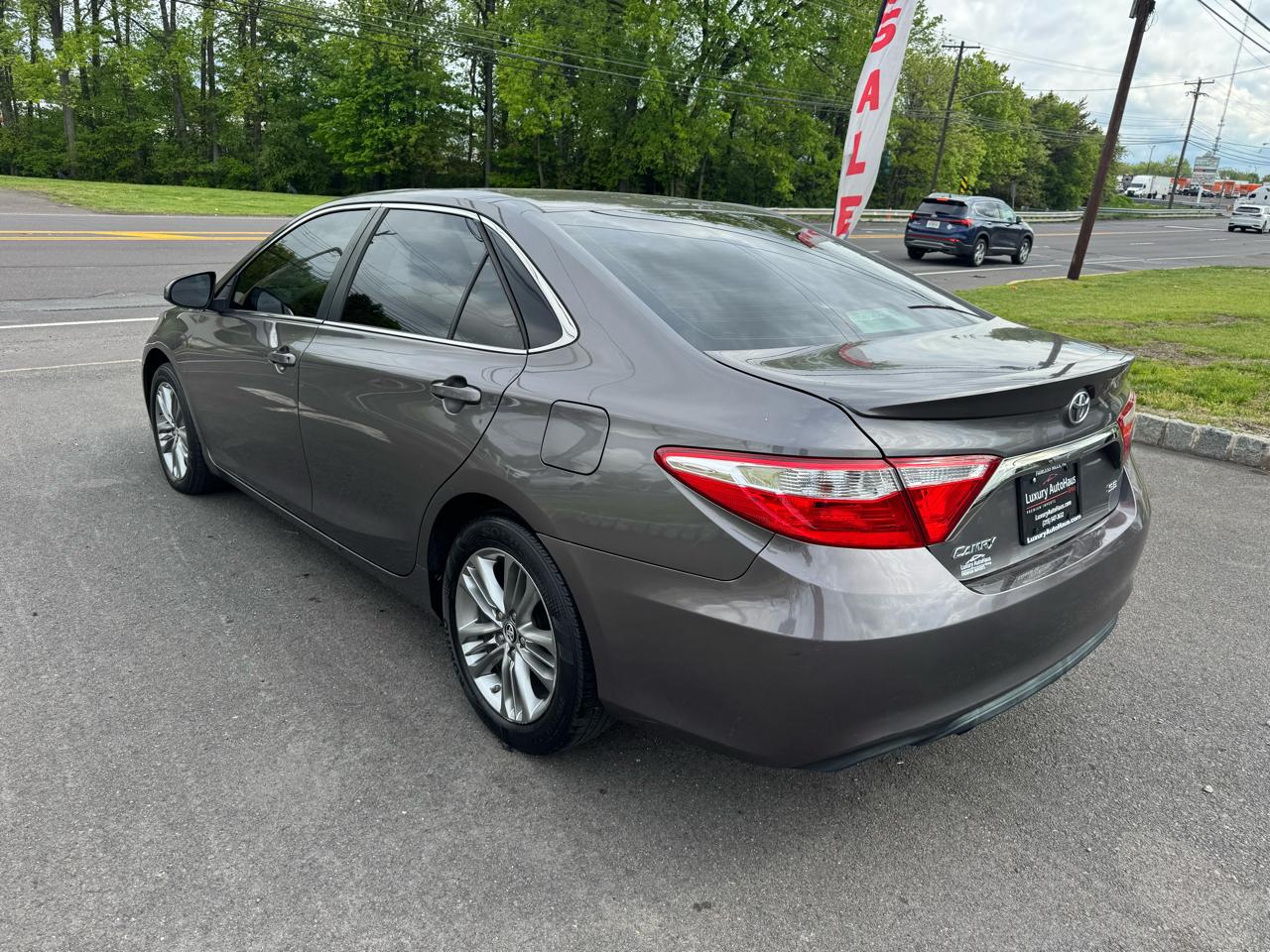 Toyota Camry 4dr Sdn I4 Auto SE w/Special Edition Pkg (Natl) 2016