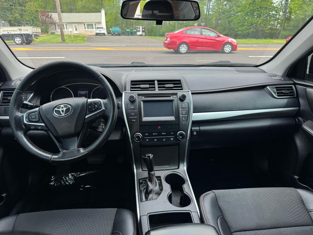 Toyota Camry 4dr Sdn I4 Auto SE w/Special Edition Pkg (Natl) 2016