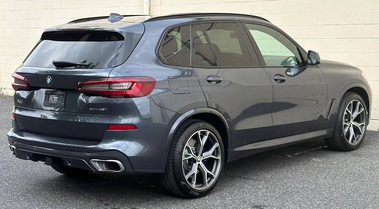 BMW X5 xDrive40i Sports Activity Vehicle 2021