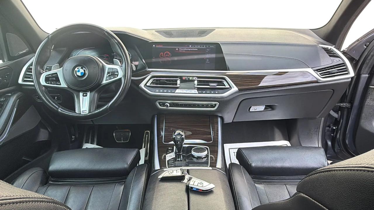 BMW X5 xDrive40i Sports Activity Vehicle 2021