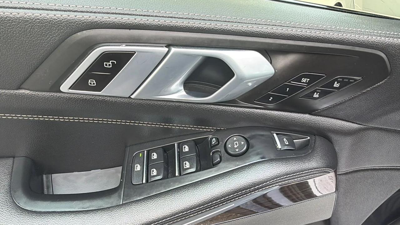 BMW X5 xDrive40i Sports Activity Vehicle 2021