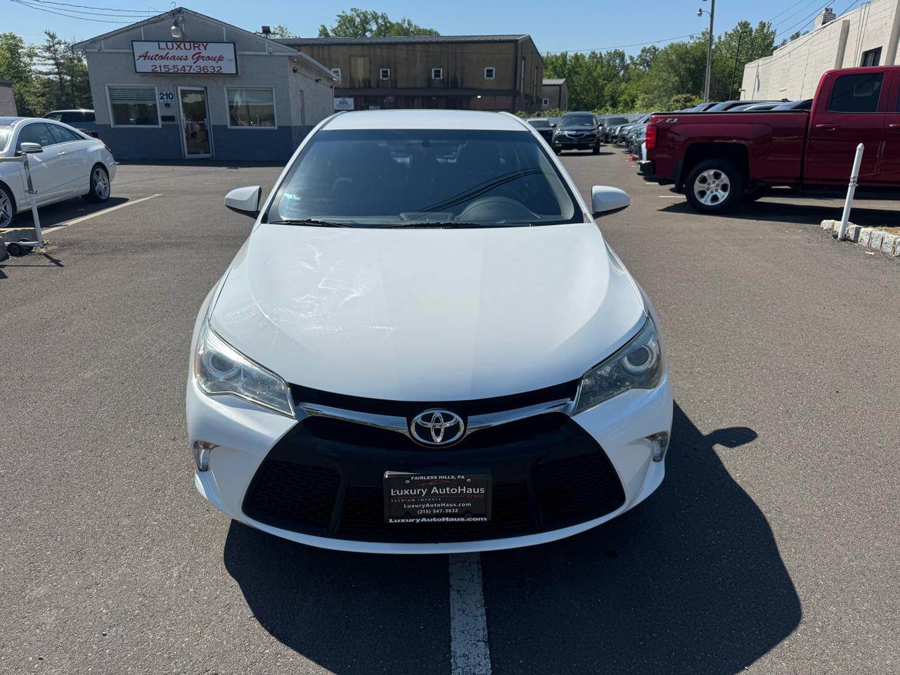 Toyota Camry 4dr Sdn I4 Auto SE w/Special Edition Pkg (Natl) 2016