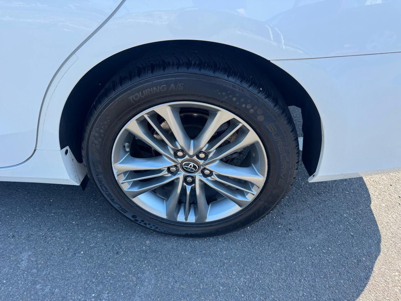 Toyota Camry 4dr Sdn I4 Auto SE w/Special Edition Pkg (Natl) 2016