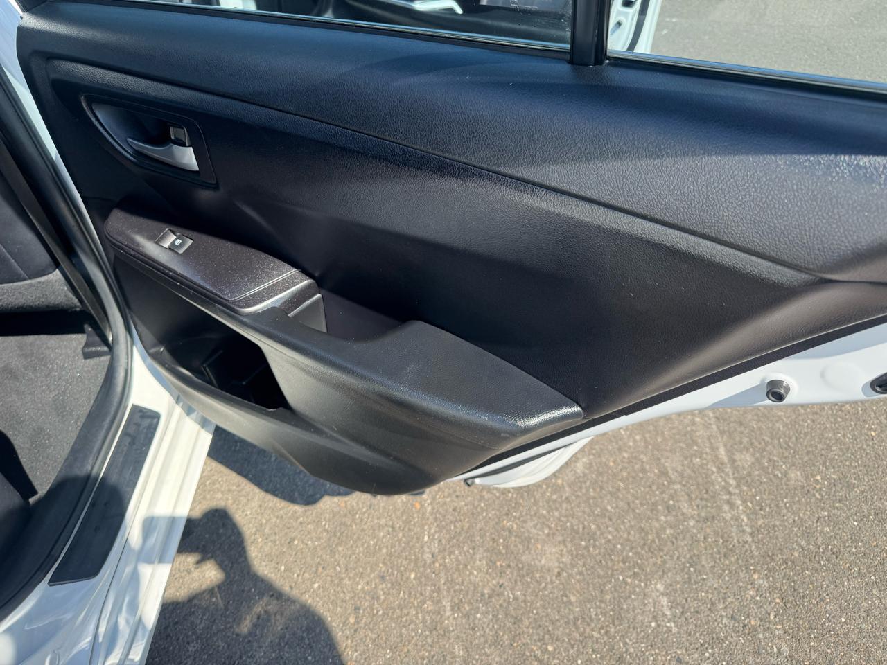 Toyota Camry 4dr Sdn I4 Auto SE w/Special Edition Pkg (Natl) 2016
